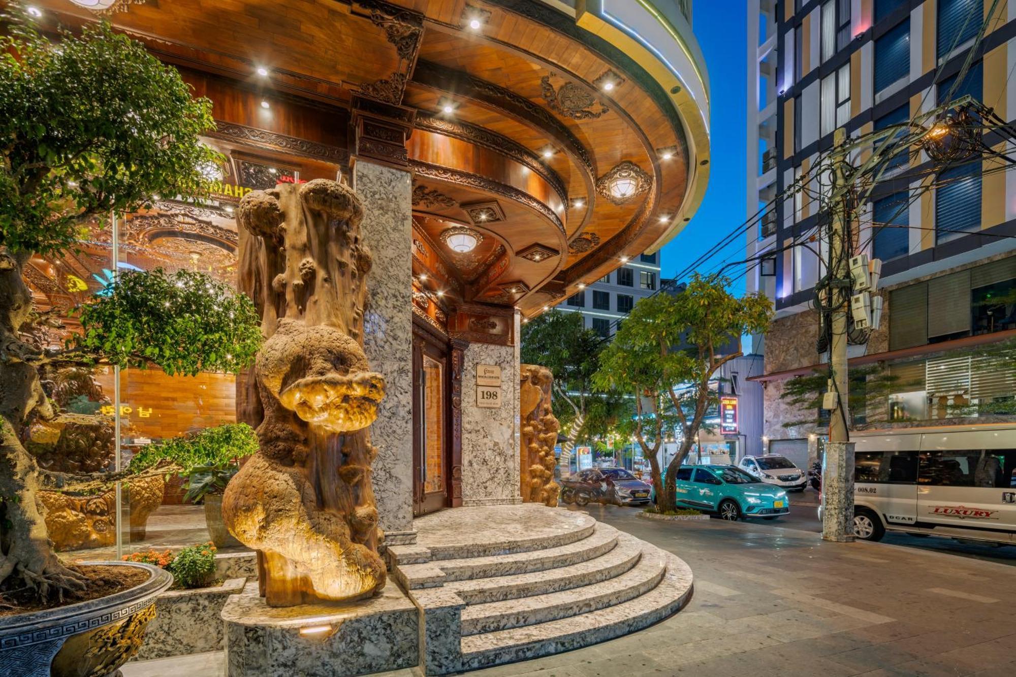 Monalisa Luxury Hotel ダナン市 エクステリア 写真