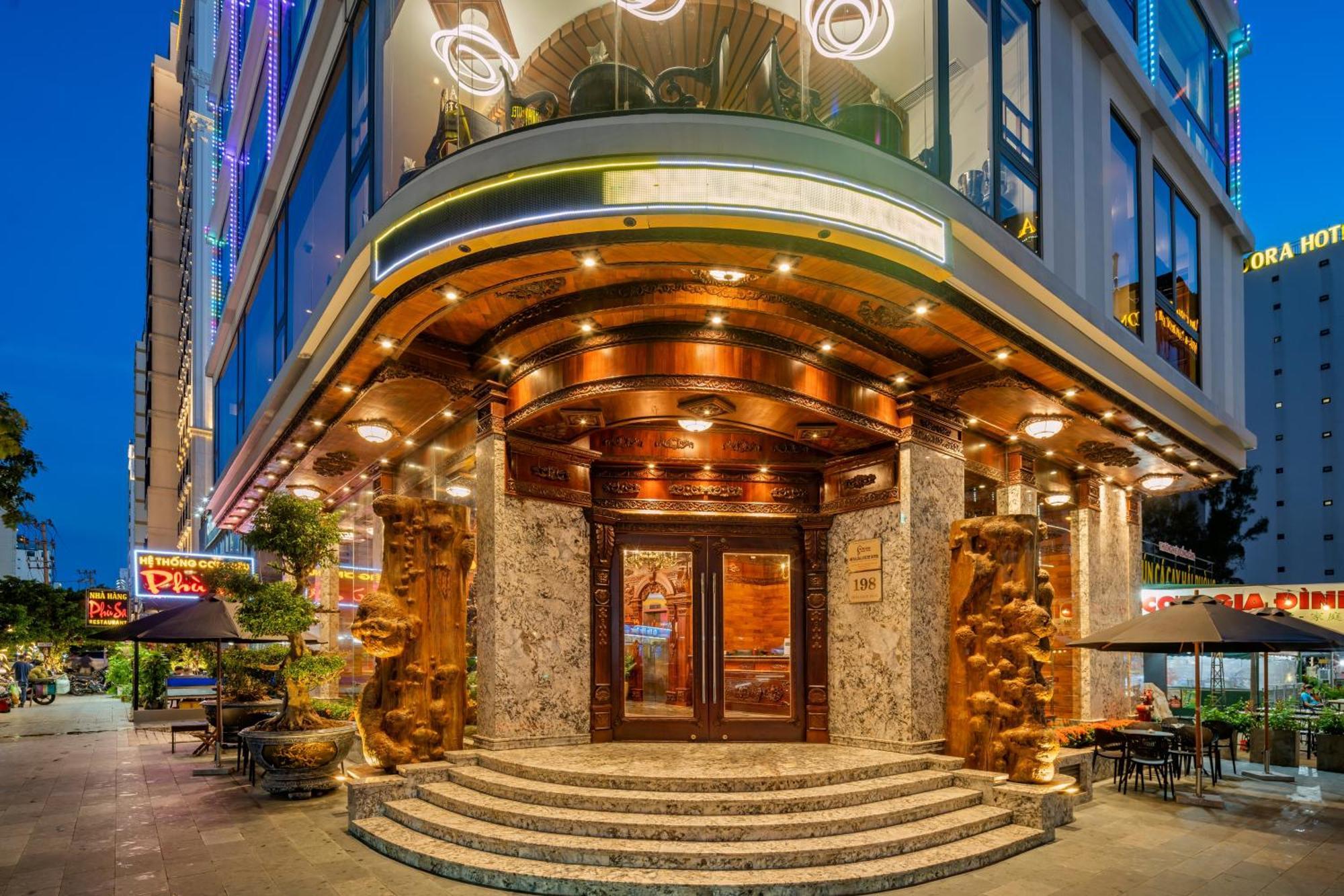 Monalisa Luxury Hotel ダナン市 エクステリア 写真