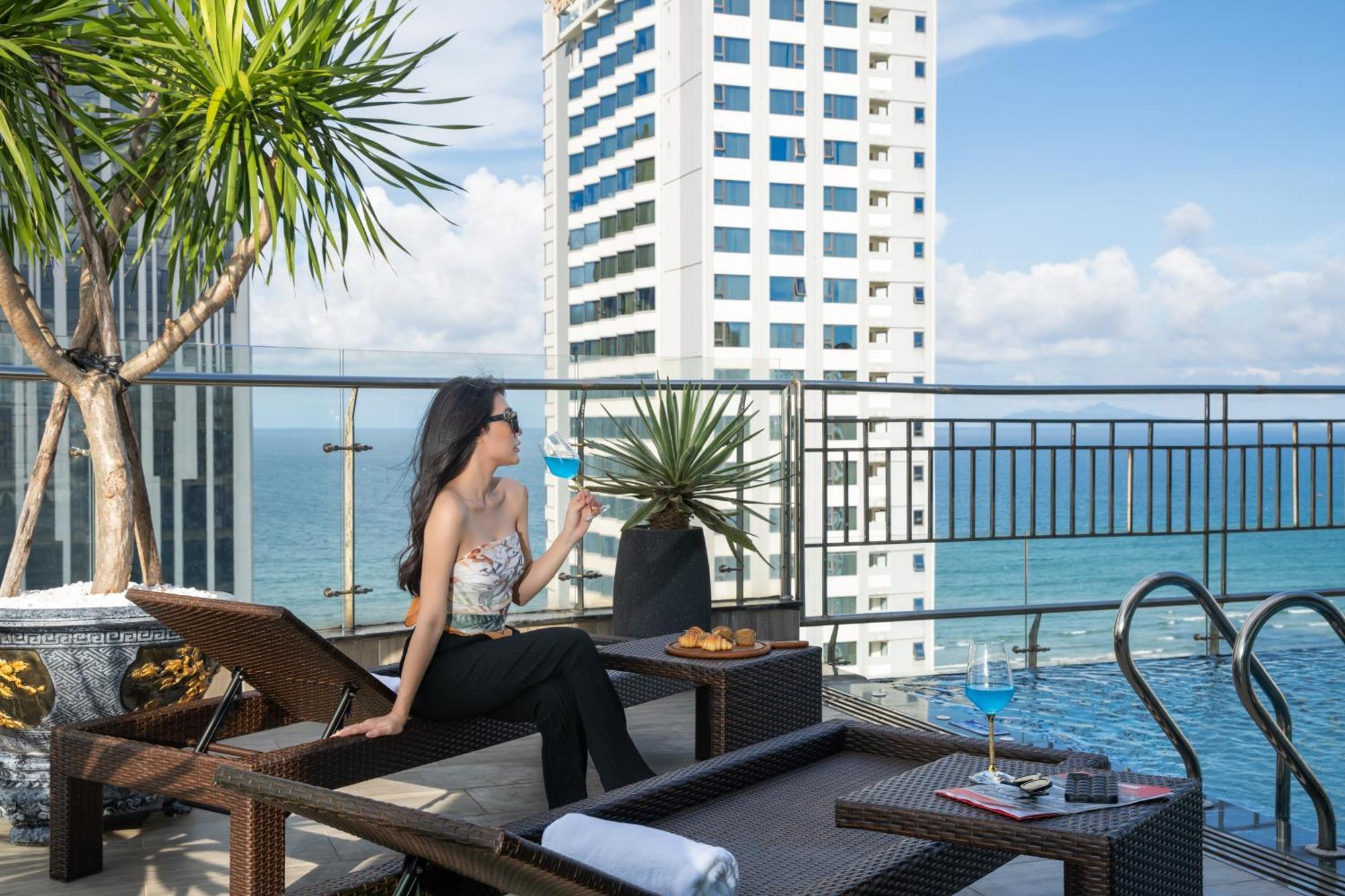 Monalisa Luxury Hotel ダナン市 エクステリア 写真