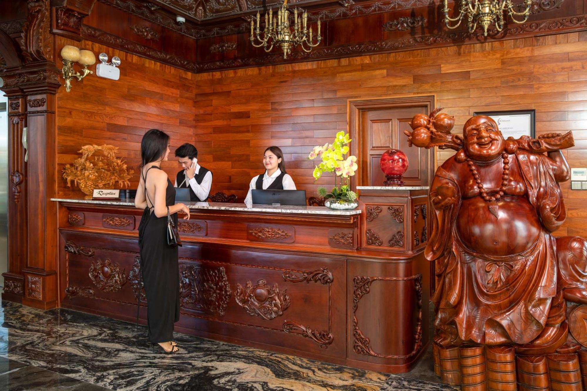 Monalisa Luxury Hotel ダナン市 エクステリア 写真